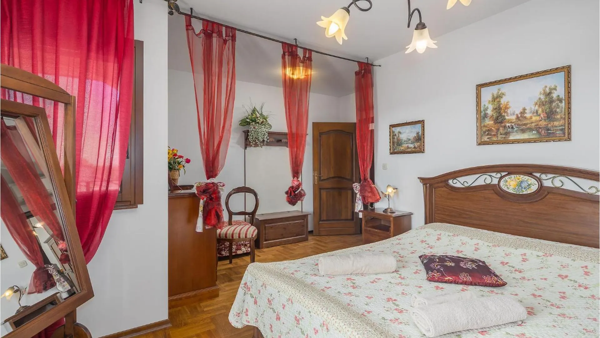 4 Bedroom Awesome Home In Buje Holiday home